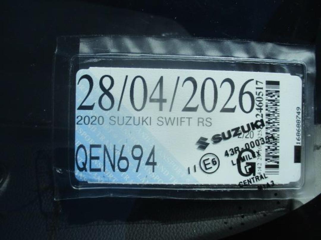 Photo '7' of Suzuki Swift RS
