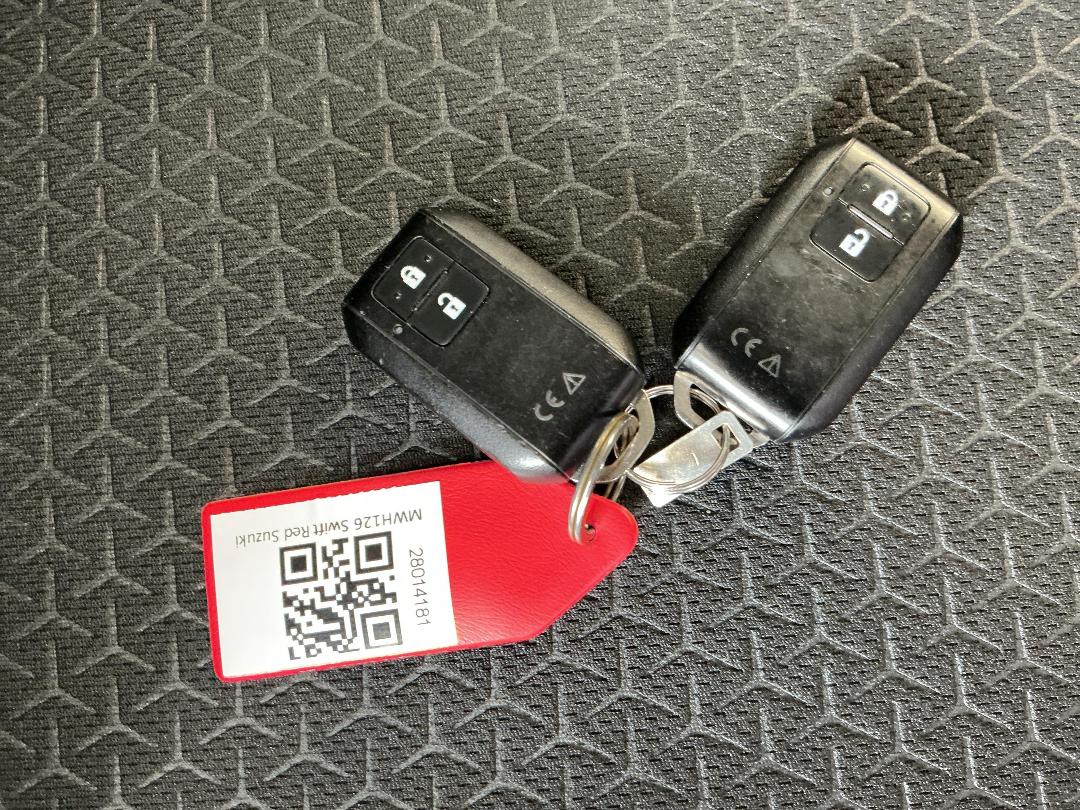 Photo '22' of Suzuki Swift Photo '22' of Suzuki Swift