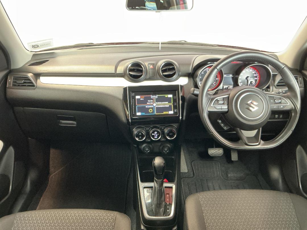 Photo '17' of Suzuki Swift Photo '17' of Suzuki Swift