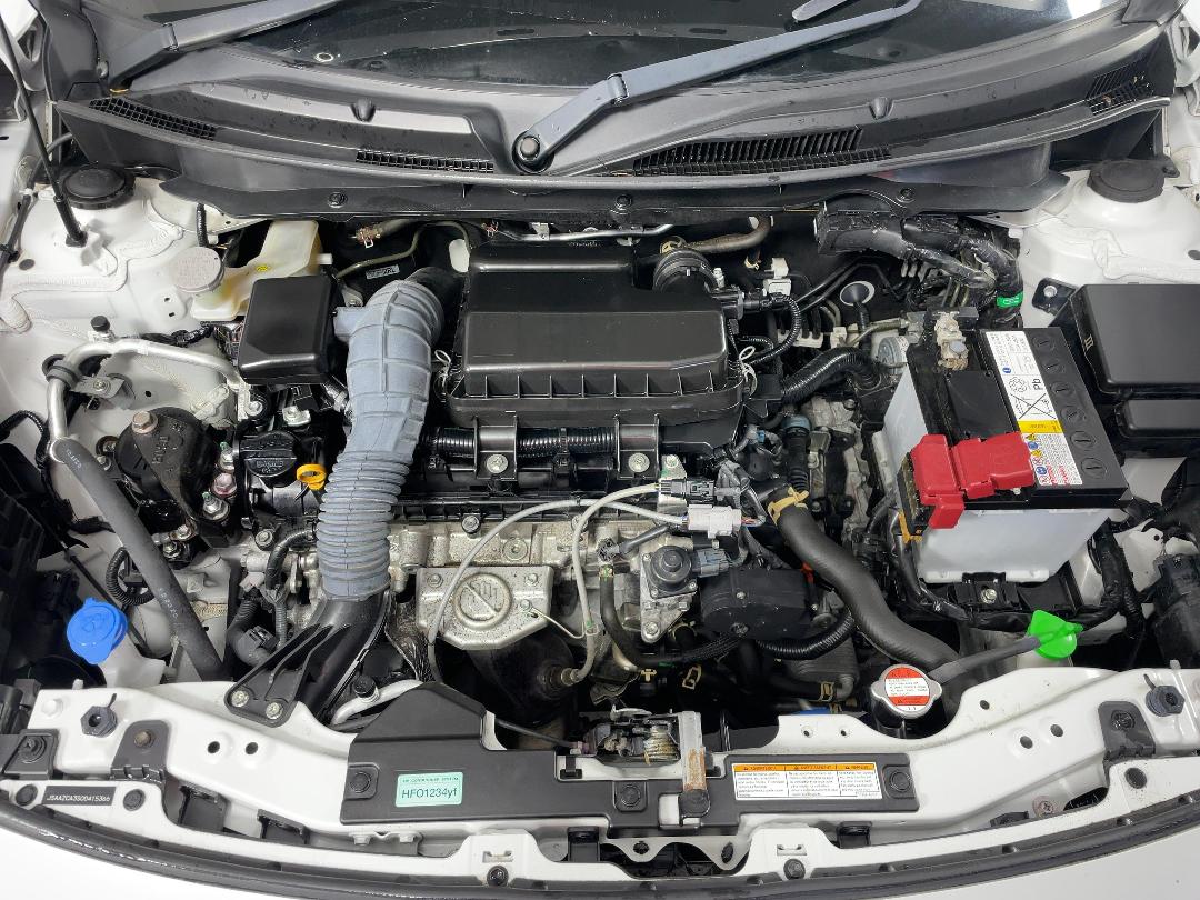 Photo '13' of Suzuki Swift