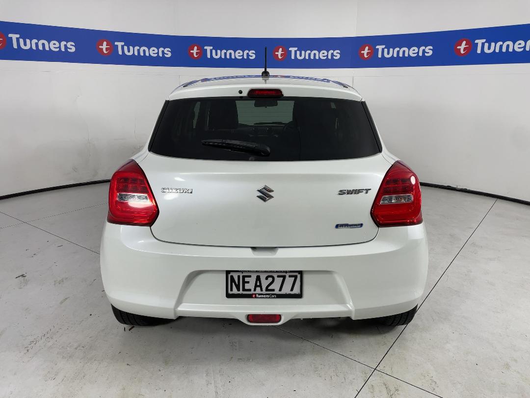 Photo '6' of Suzuki Swift