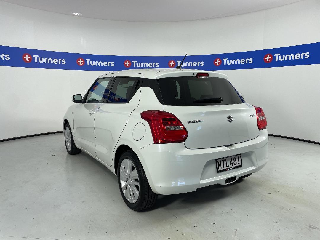 Photo '5' of Suzuki Swift