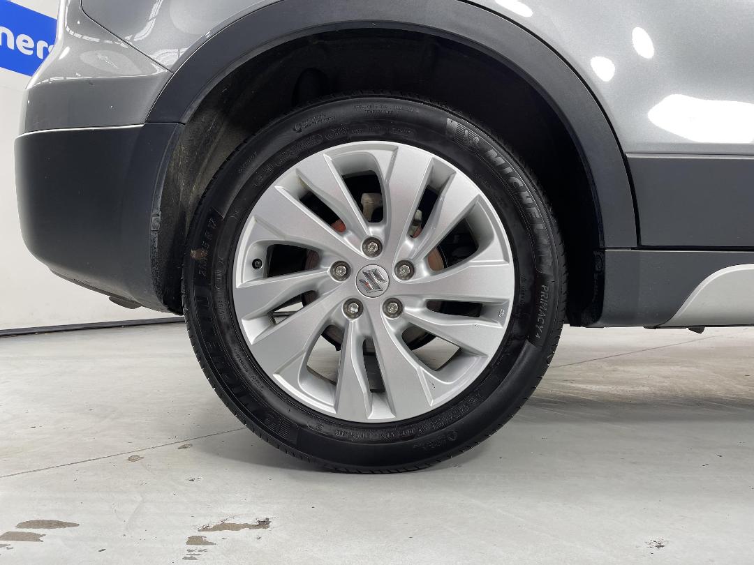 Photo '12' of Suzuki SX4 S-Cross Photo '12' of Suzuki SX4 S-Cross