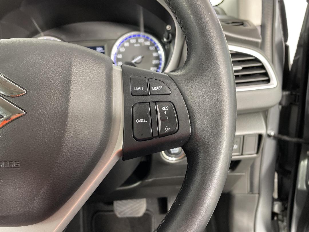 Photo '27' of Suzuki SX4 S-Cross Photo '27' of Suzuki SX4 S-Cross