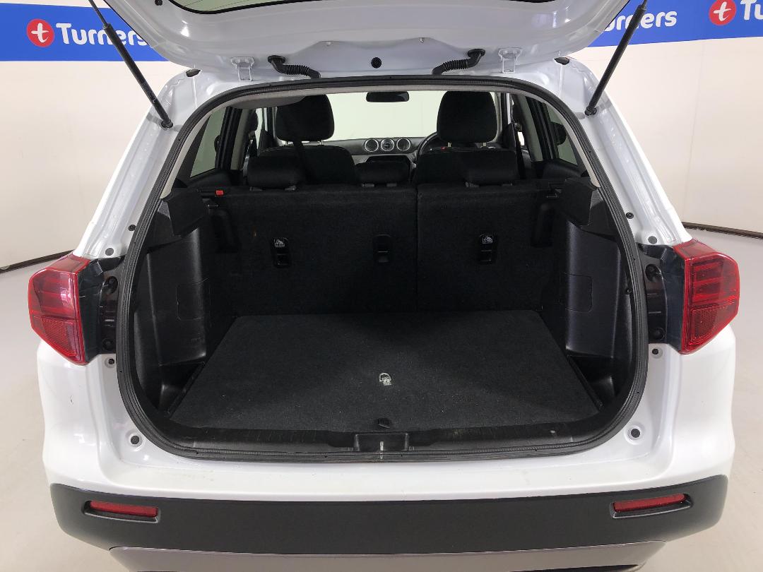 Photo '14' of Suzuki Vitara