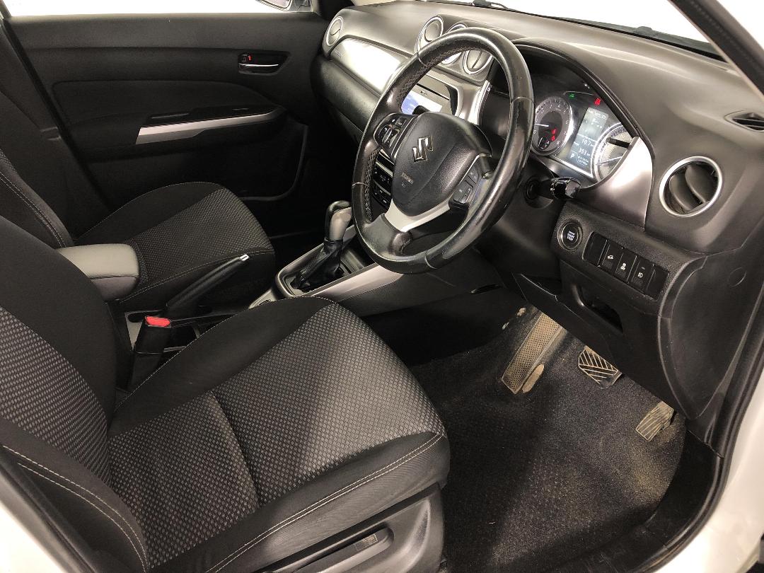 Photo '16' of Suzuki Vitara