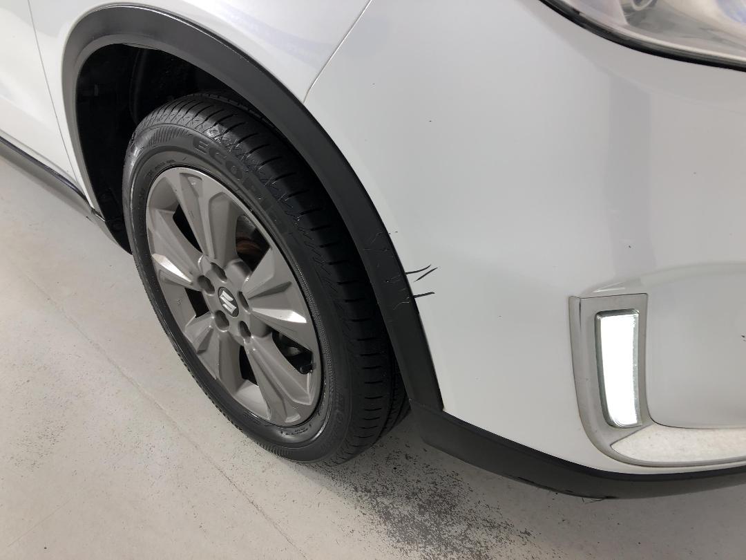 Photo '24' of Suzuki Vitara