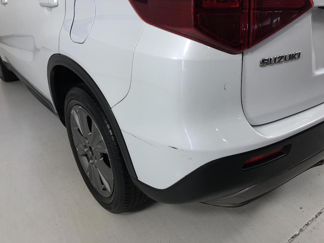 Photo '27' of Suzuki Vitara