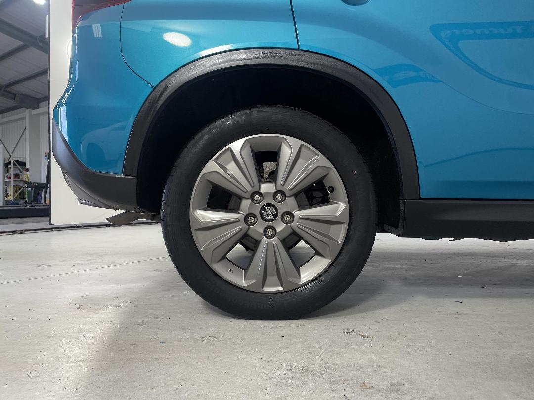 Photo '12' of Suzuki Vitara