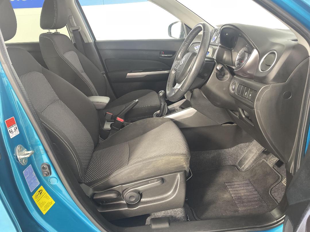 Photo '16' of Suzuki Vitara