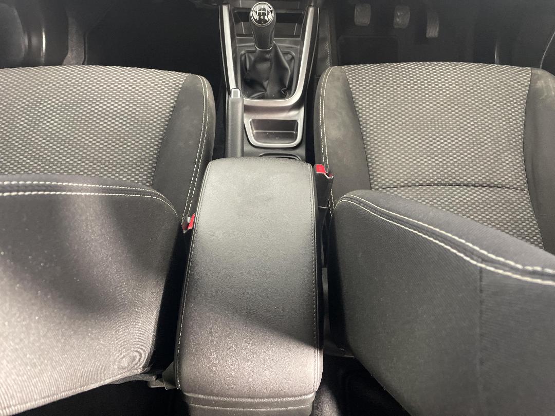 Photo '18' of Suzuki Vitara