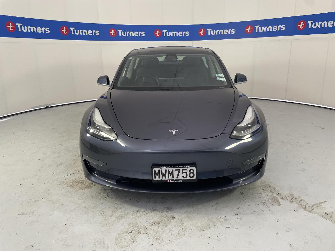 Photo '2' of Tesla Model 3