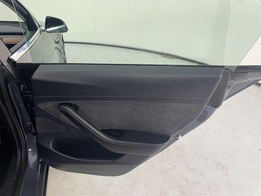 Photo '19' of Tesla Model 3