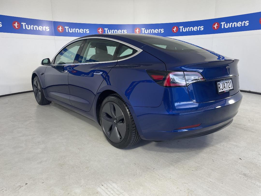 Photo '5' of Tesla Model 3 Photo '5' of Tesla Model 3