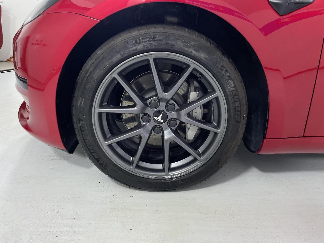 Photo '10' of Tesla Model 3 Photo '10' of Tesla Model 3