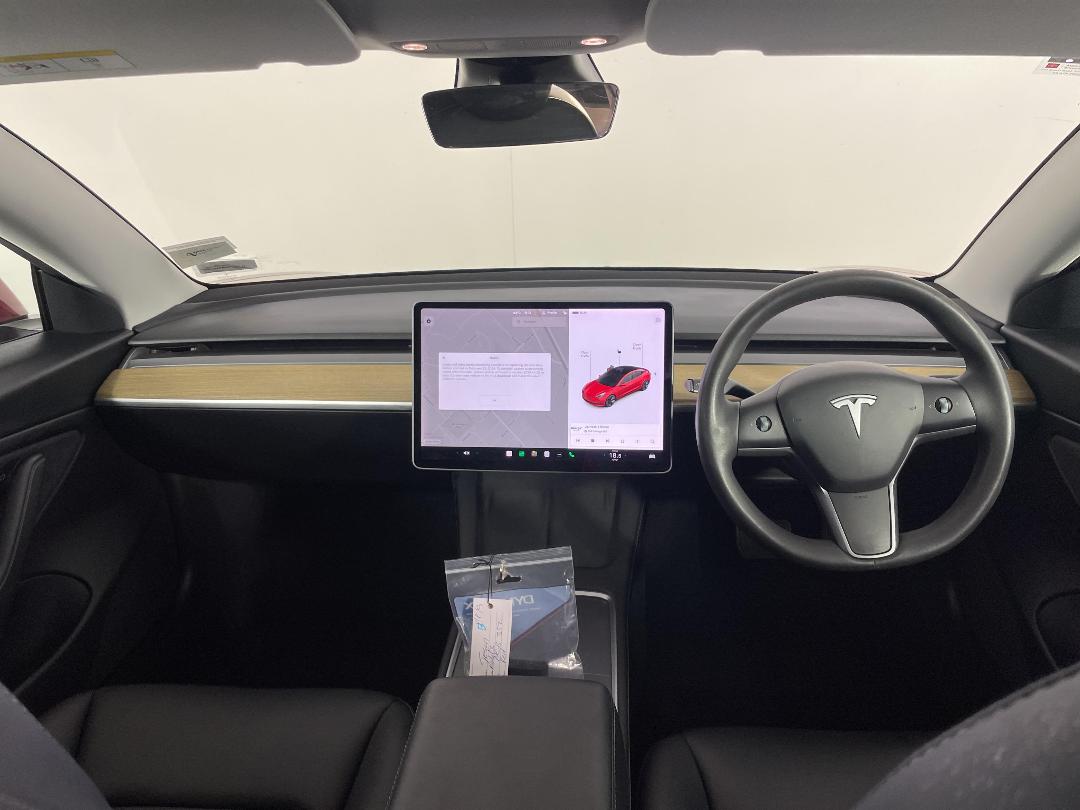 Photo '17' of Tesla Model 3 Photo '17' of Tesla Model 3
