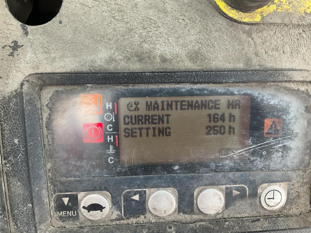 Photo '18' of Toyota 72-8FD30 Forklift Photo '18' of Toyota 72-8FD30 Forklift