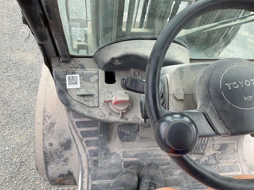 Photo '15' of Toyota 72-8FD30/FORKLIFT Forklift