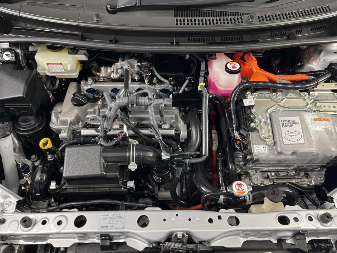 Photo '13' of Toyota Aqua Photo '13' of Toyota Aqua