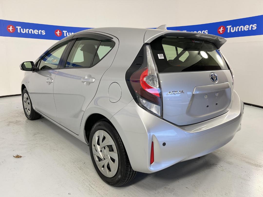 Photo '5' of Toyota Aqua