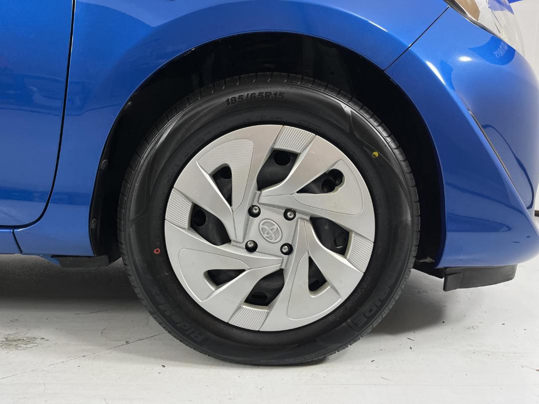 Photo '9' of Toyota Aqua