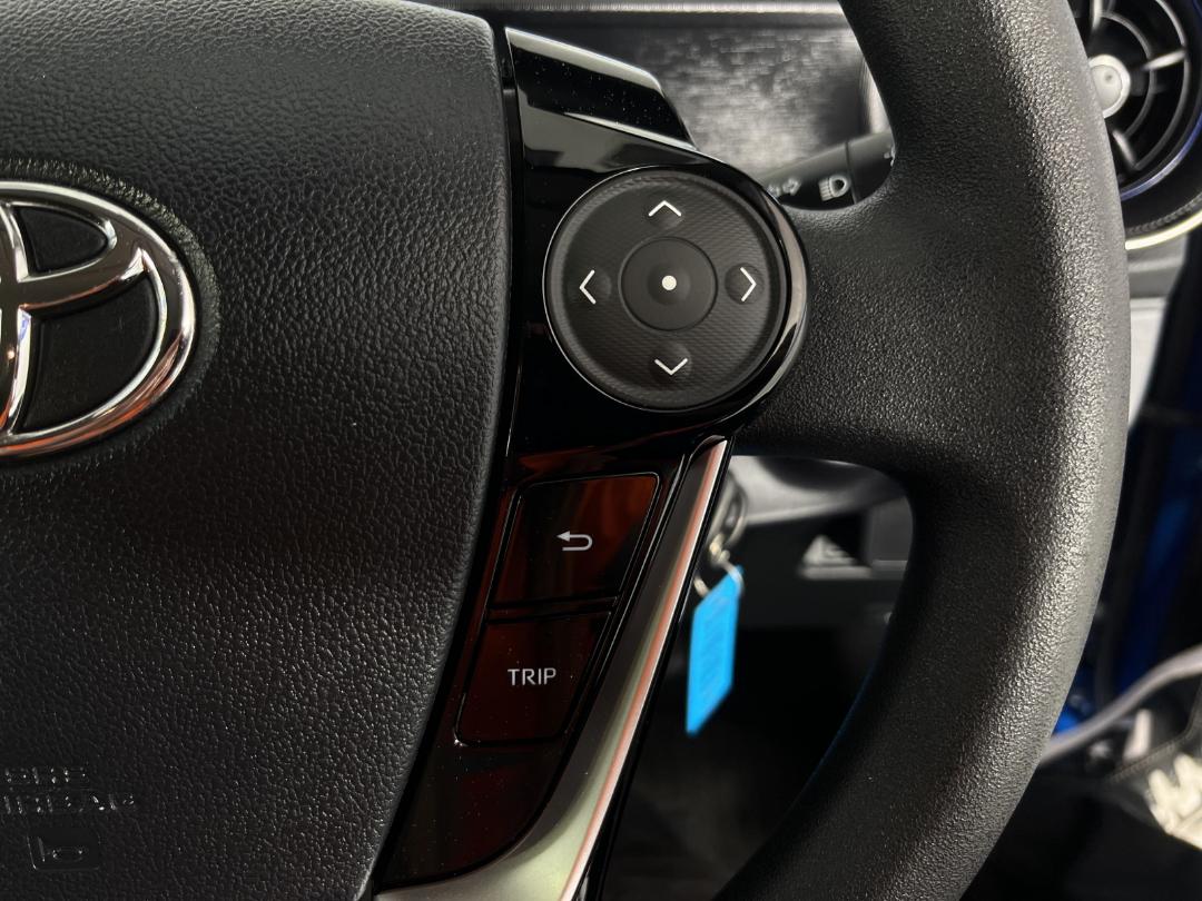 Photo '23' of Toyota Aqua