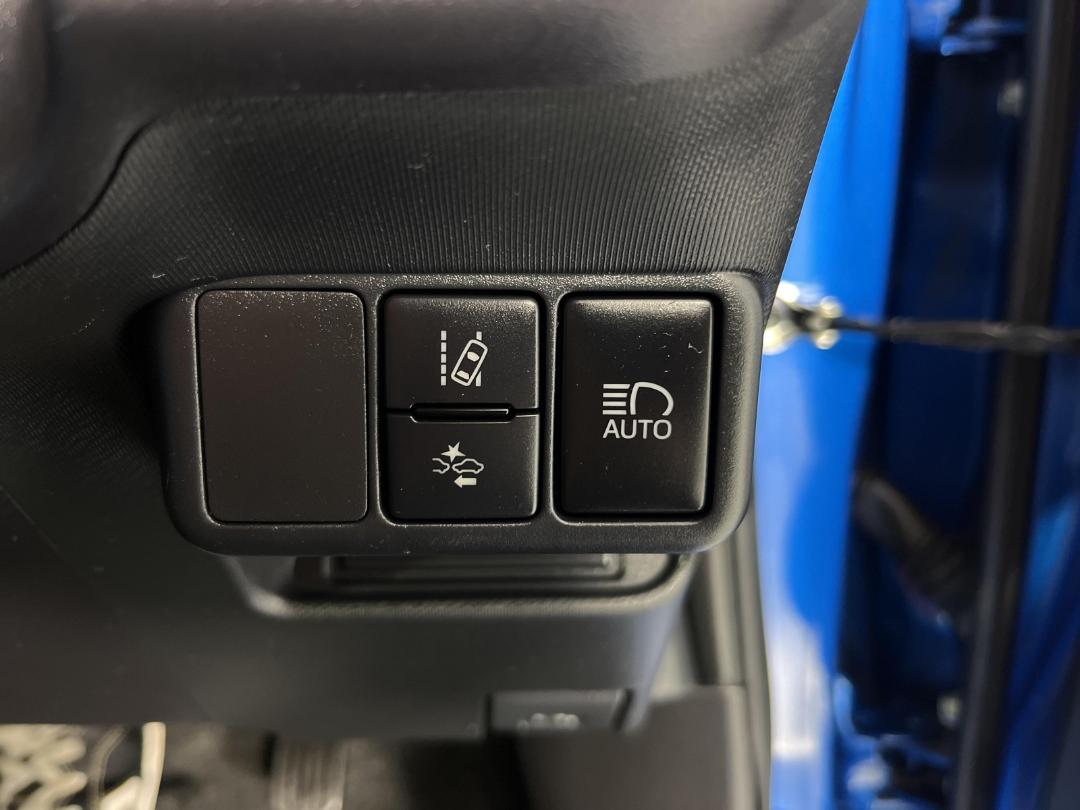 Photo '29' of Toyota Aqua