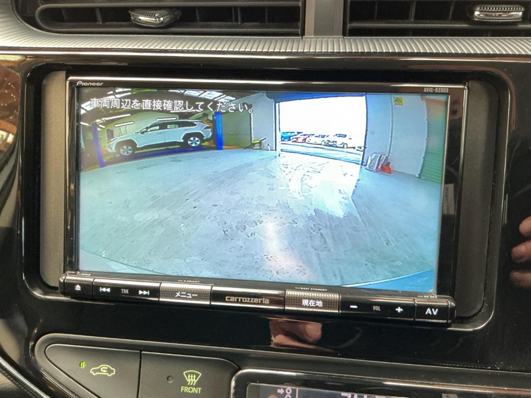 Photo '25' of Toyota Aqua Photo '25' of Toyota Aqua