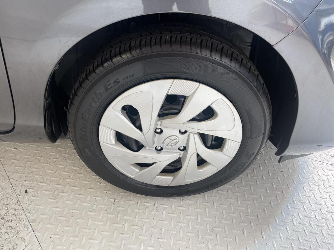 Photo '9' of Toyota Aqua