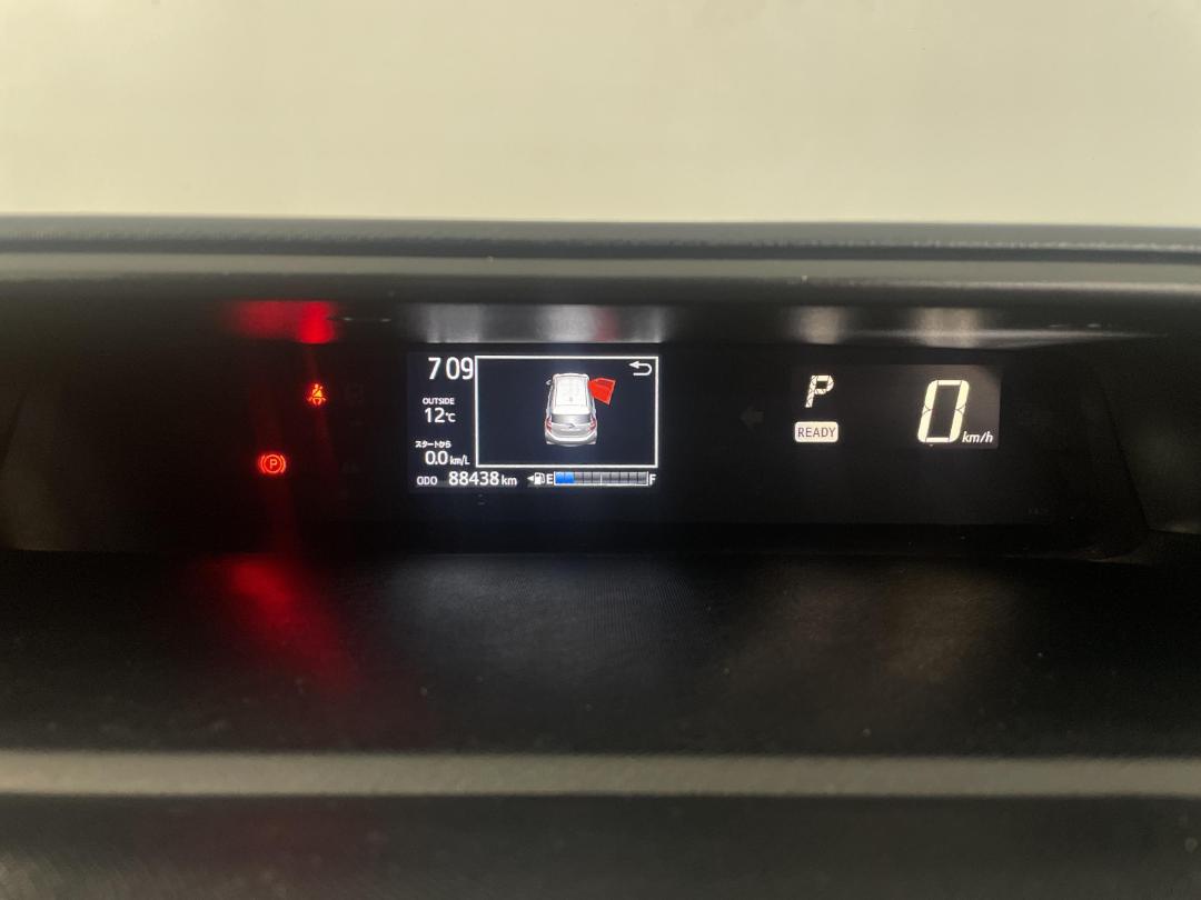 Photo '21' of Toyota Aqua