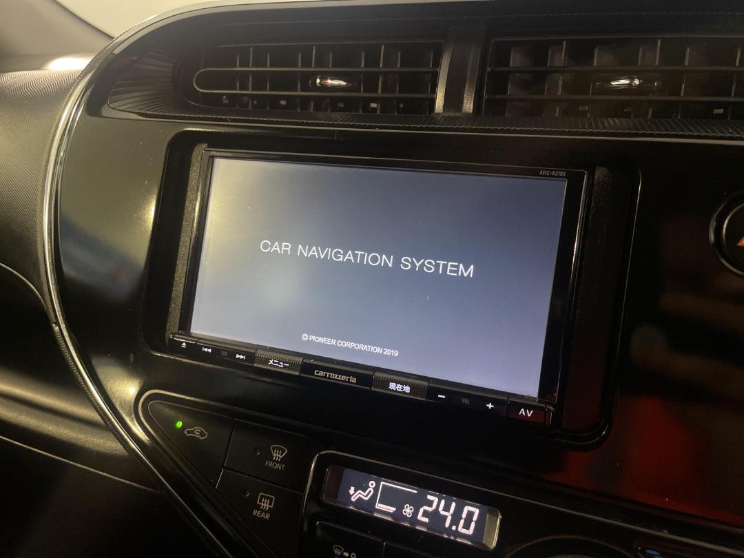 Photo '28' of Toyota Aqua