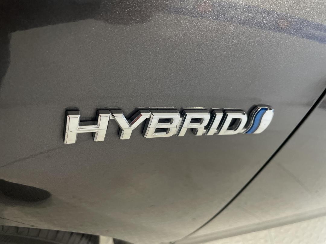 Photo '33' of Toyota Aqua