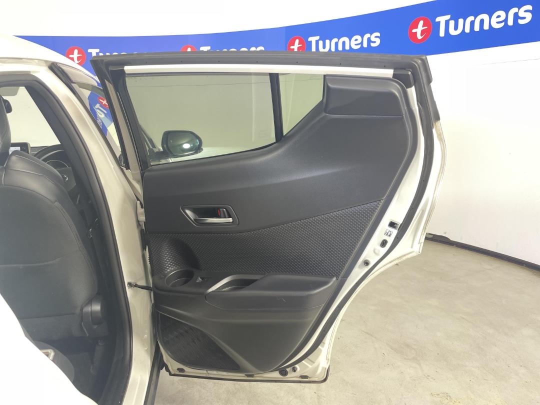 Used Toyota CHR Hybrid 2020 North Shore at Turners Cars 21451460