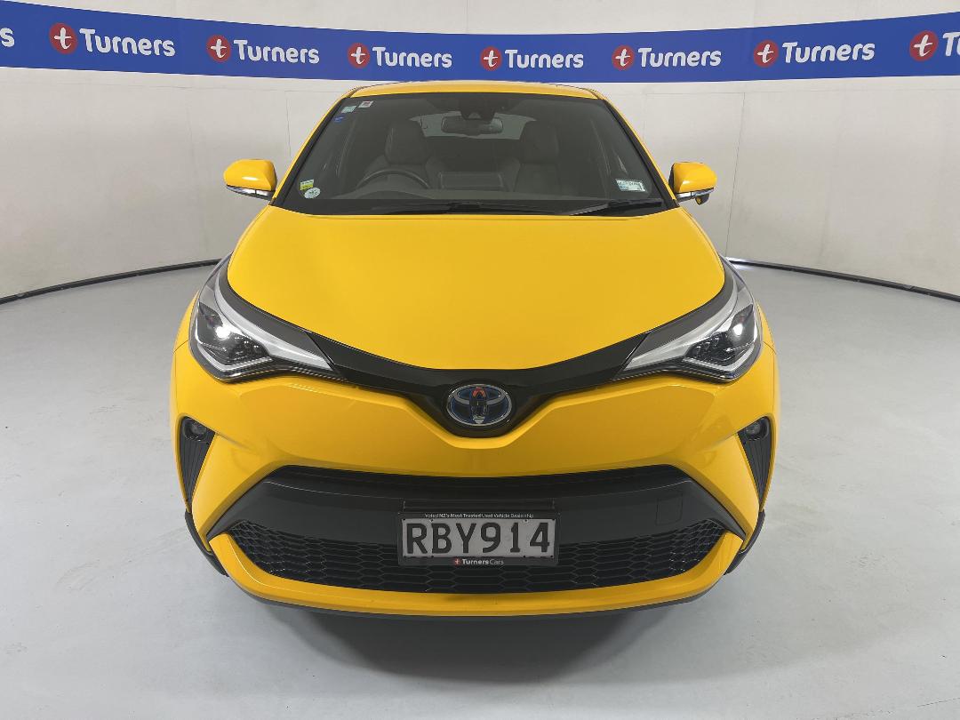 Photo '2' of Toyota C-HR