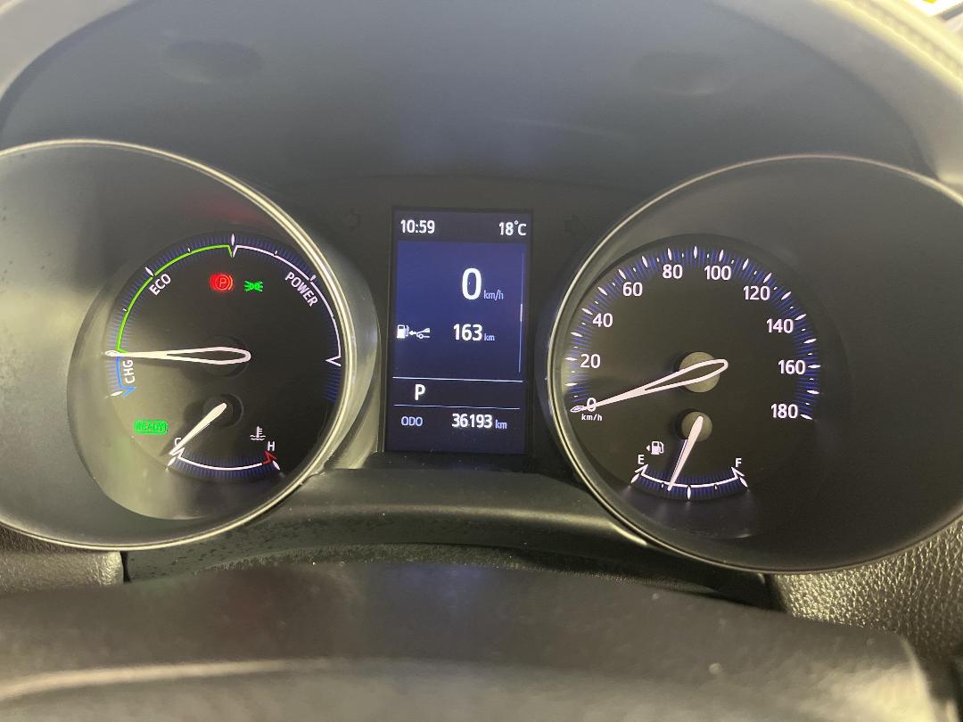 Photo '21' of Toyota C-HR