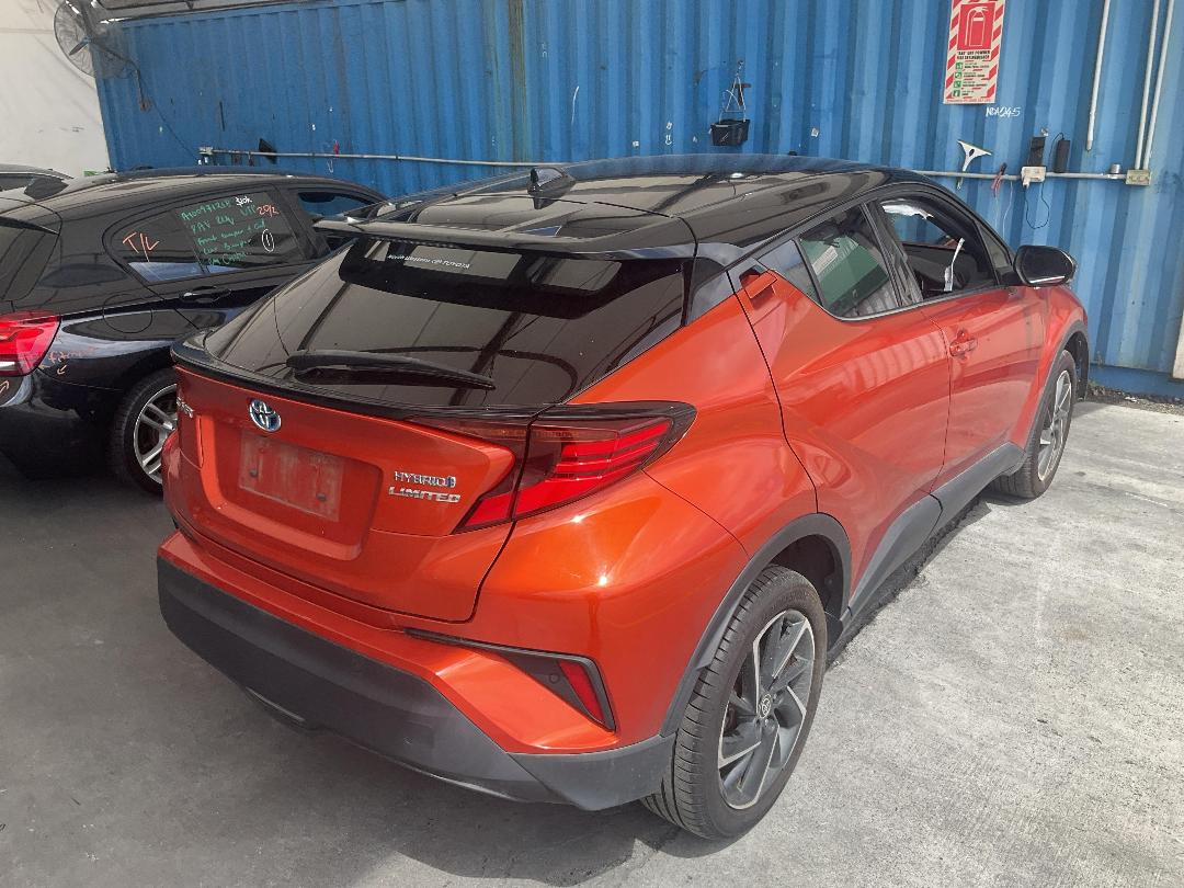 Photo '16' of Toyota C-HR Limited