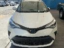 Thumbnail '2' of Toyota C-HR