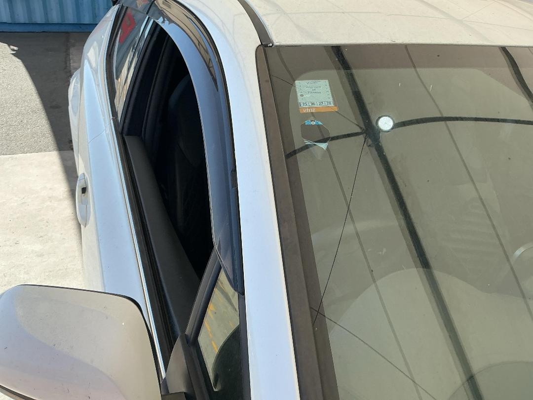 Photo '11' of Toyota C-HR