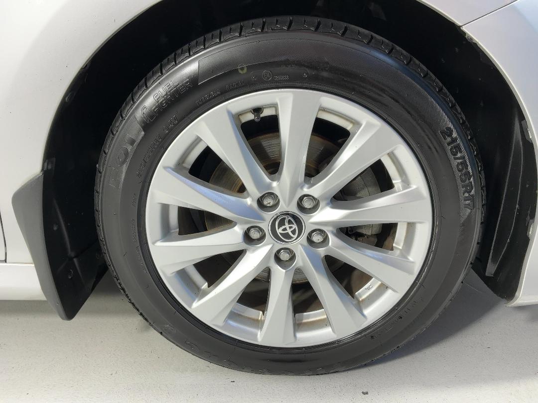 Photo '9' of Toyota Camry Photo '9' of Toyota Camry