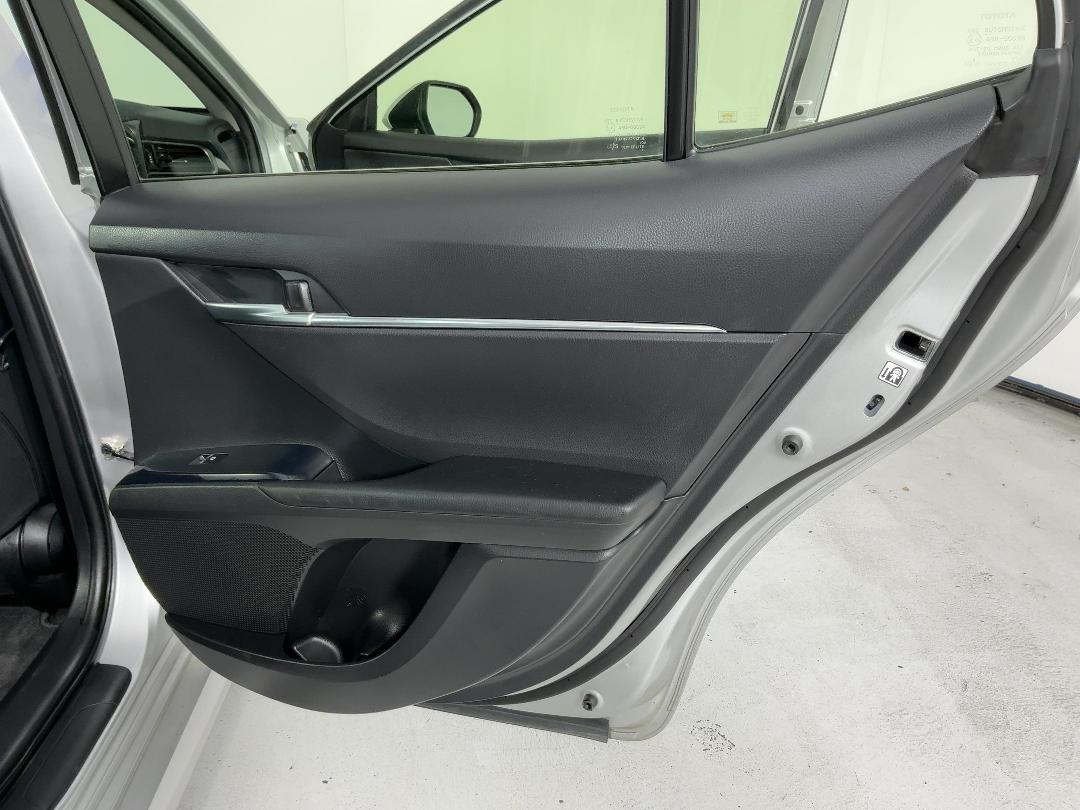 Photo '19' of Toyota Camry Photo '19' of Toyota Camry