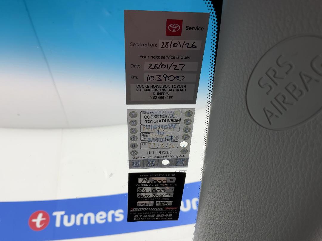 Photo '27' of Toyota Camry Photo '27' of Toyota Camry