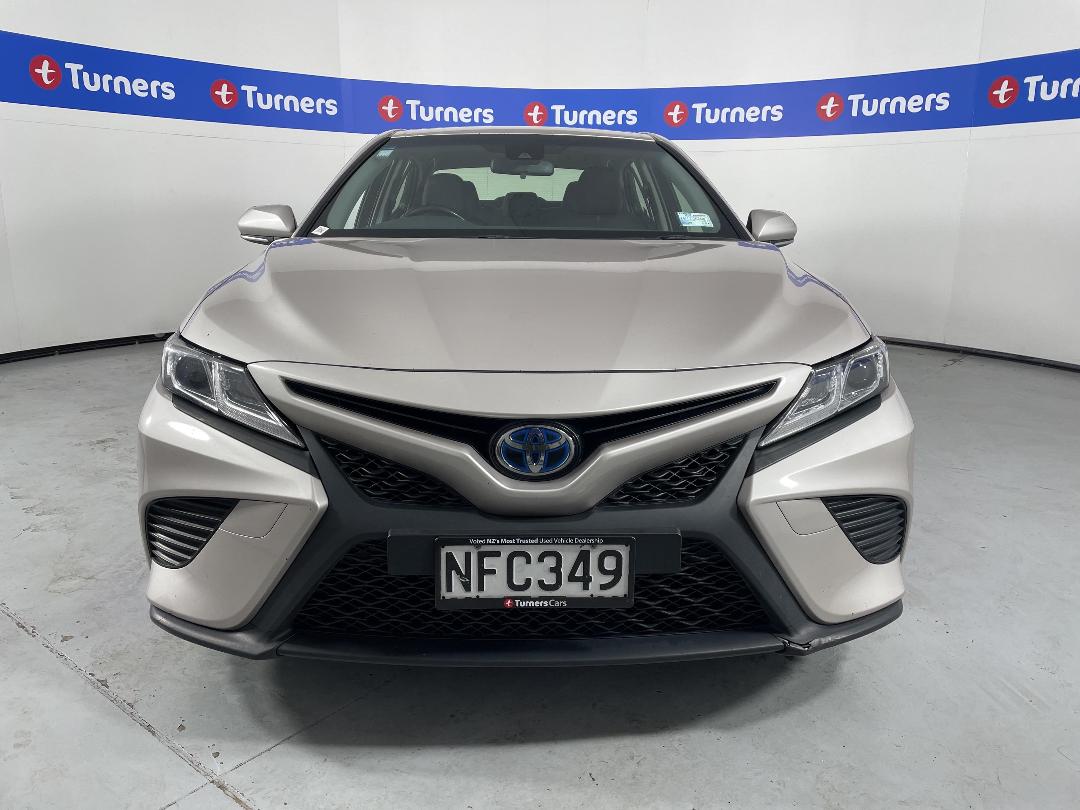 Photo '2' of Toyota Camry Photo '2' of Toyota Camry