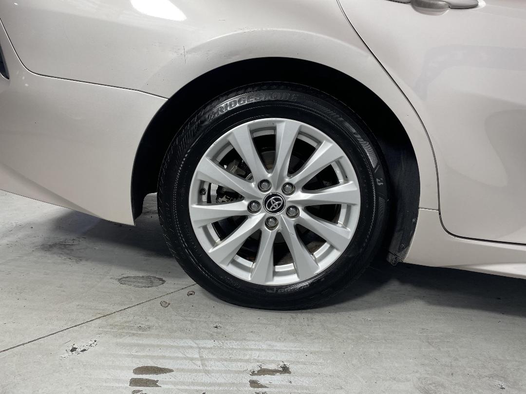 Photo '12' of Toyota Camry Photo '12' of Toyota Camry