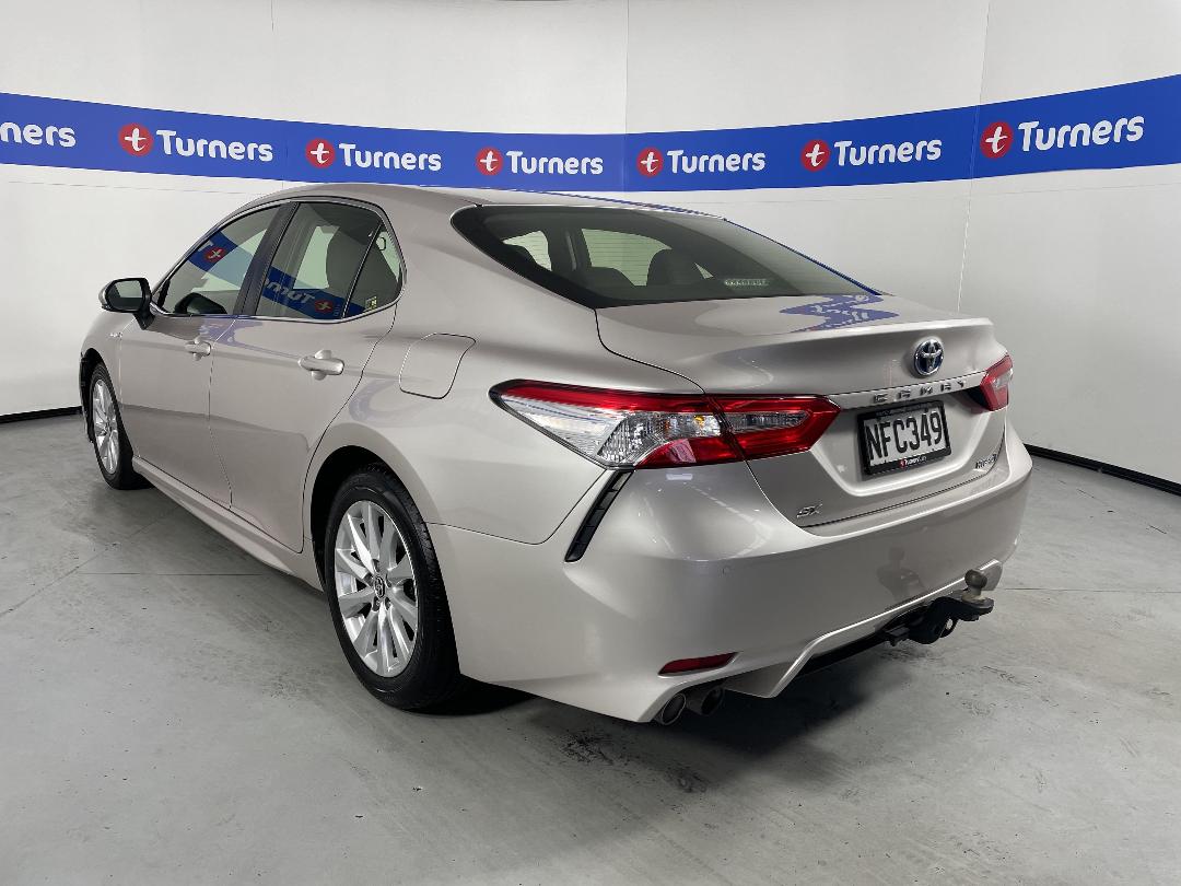 Photo '5' of Toyota Camry Photo '5' of Toyota Camry