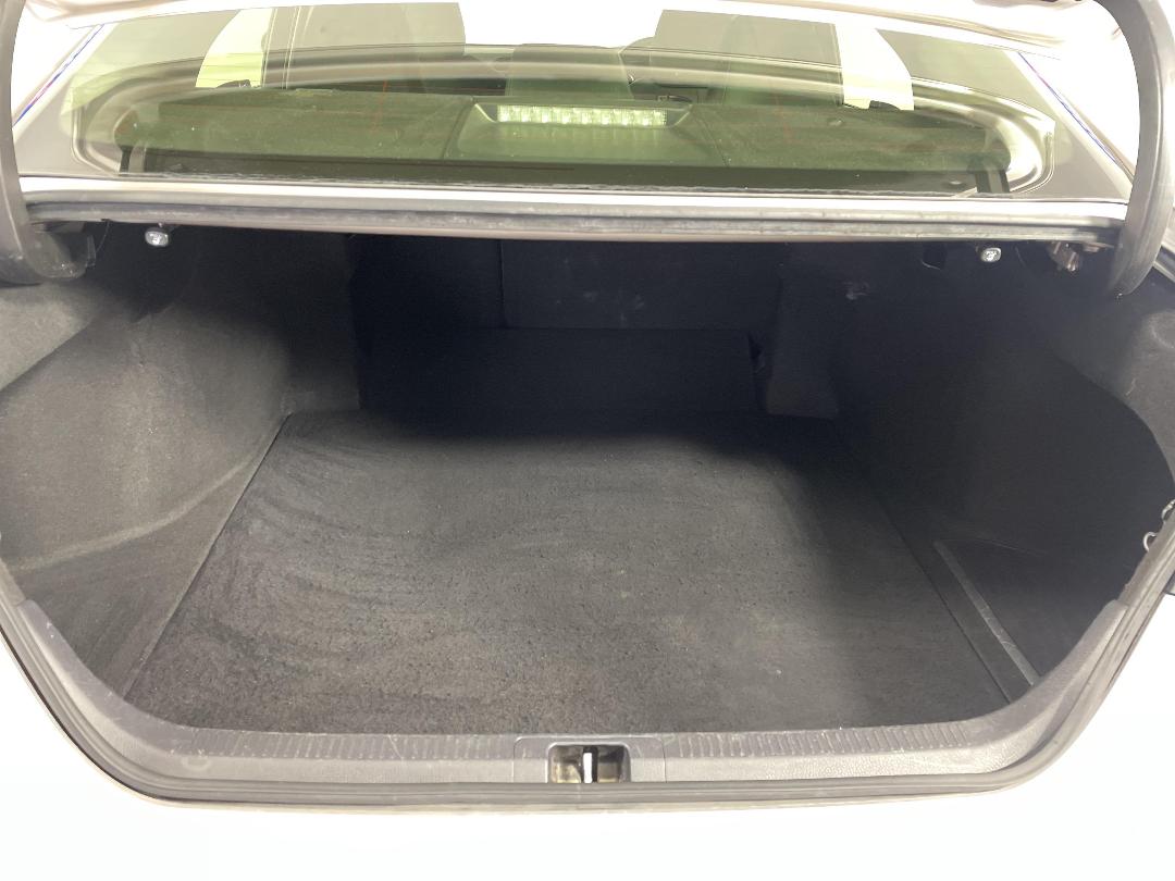 Photo '14' of Toyota Camry Photo '14' of Toyota Camry