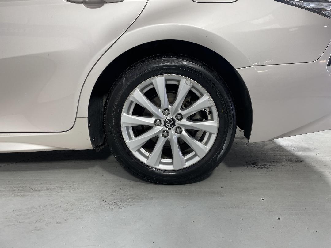 Photo '11' of Toyota Camry Photo '11' of Toyota Camry