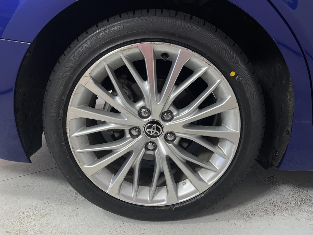 Photo '12' of Toyota Camry Photo '12' of Toyota Camry