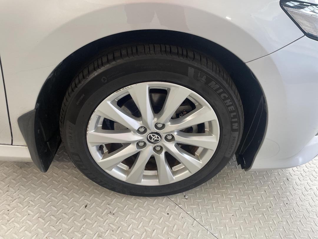 Photo '9' of Toyota Camry Photo '9' of Toyota Camry