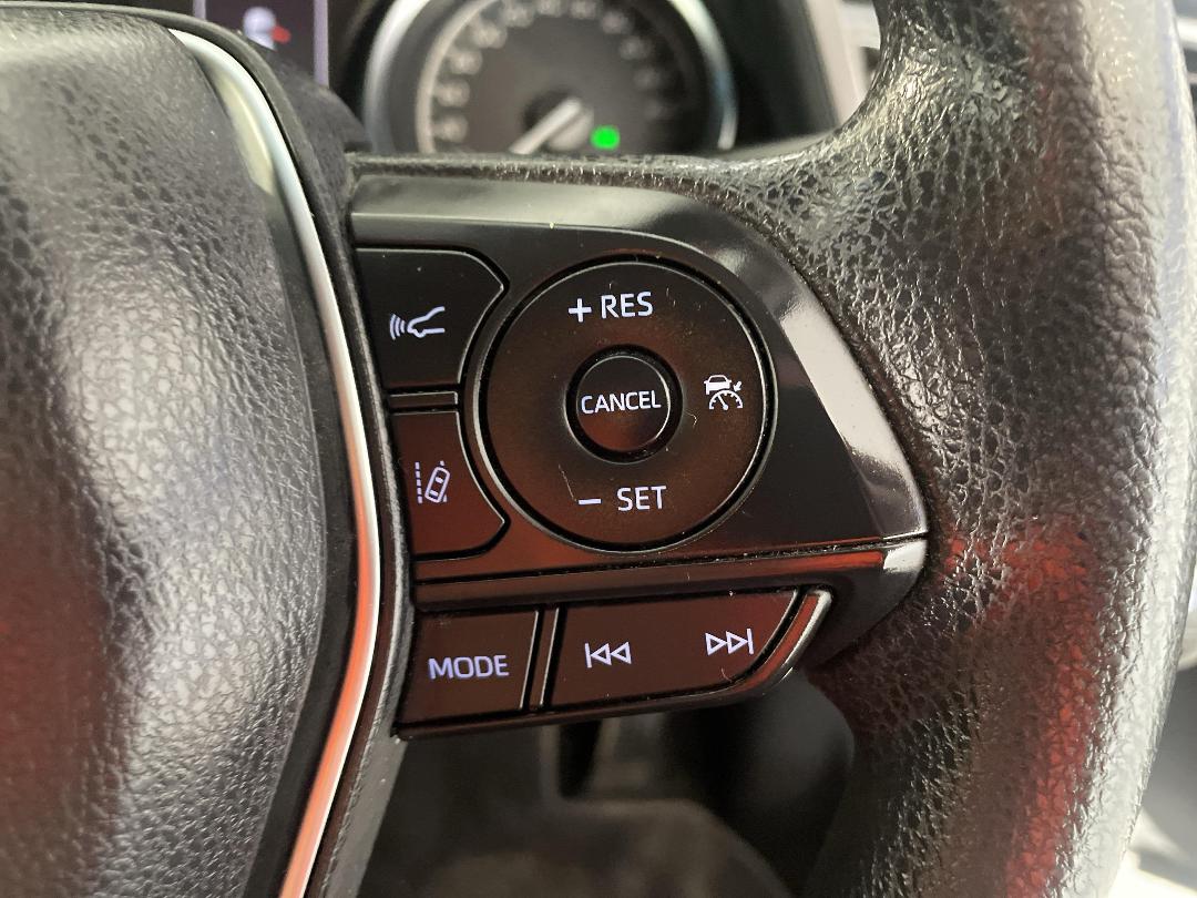 Photo '26' of Toyota Camry Photo '26' of Toyota Camry