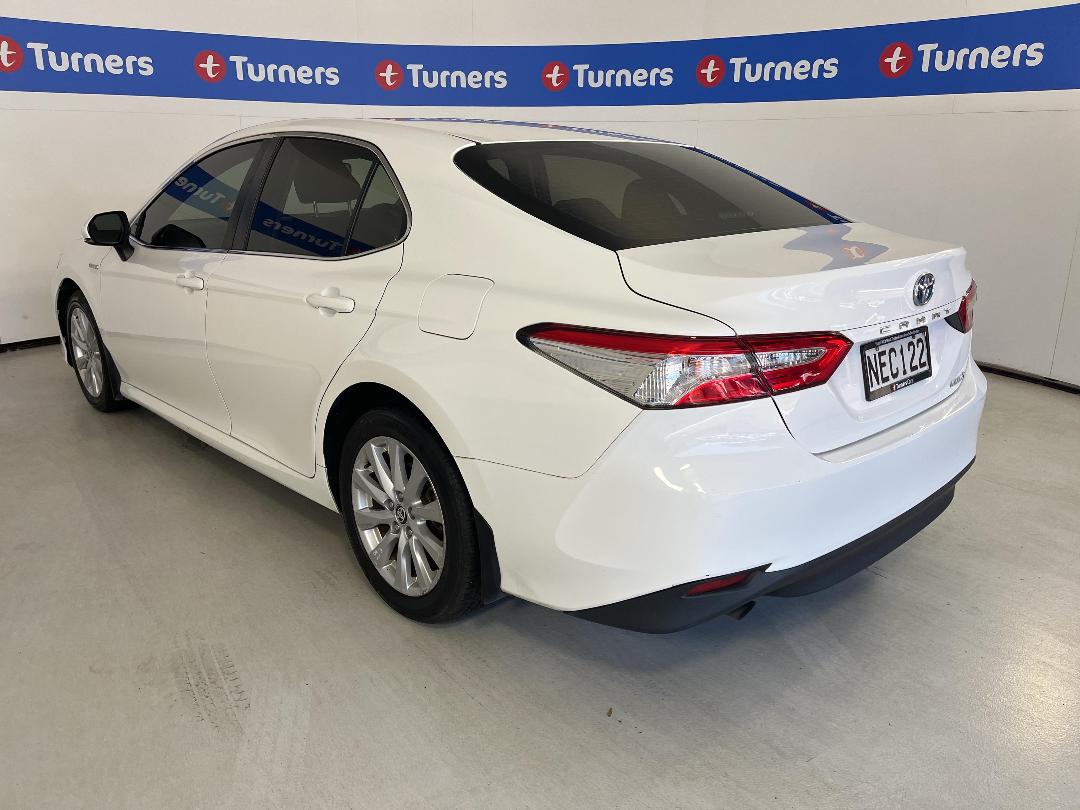 Photo '5' of Toyota Camry